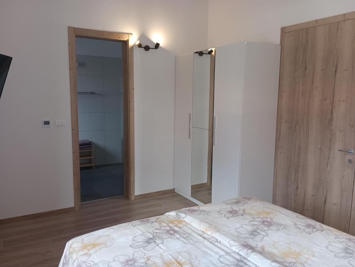 Ferienwohnung Penthouse Sunset Medulin Exterior foto
