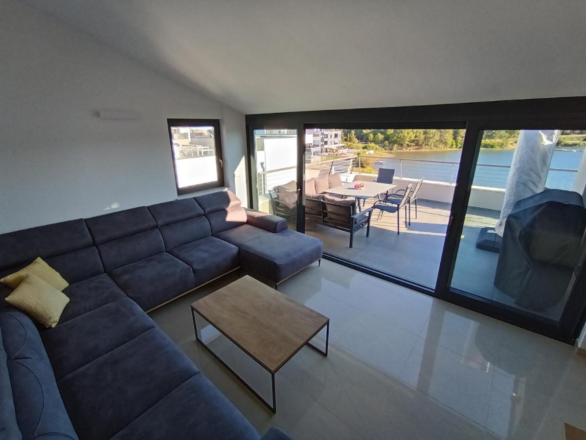 Ferienwohnung Penthouse Sunset Medulin Exterior foto